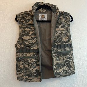 Camo vest